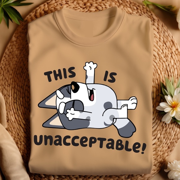 Bluey Character Graphic Tee - Picture 2 of 3